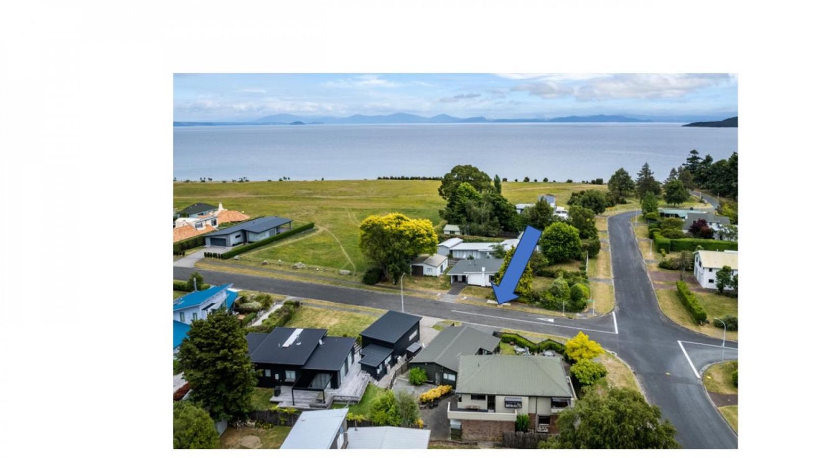 You Little Beauty - Wharewaka Beach Magic タウポ エクステリア 写真